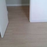 compra de piso vinílico branco para empresa Jardim Santa Mena